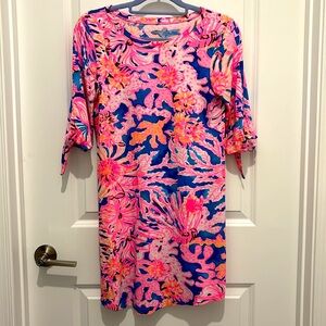 Lilly Pulitzer size small EUC  Swirling Sea Dream Preston dress. Vibrant colors
